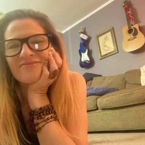 Meet your Posher, Paulina